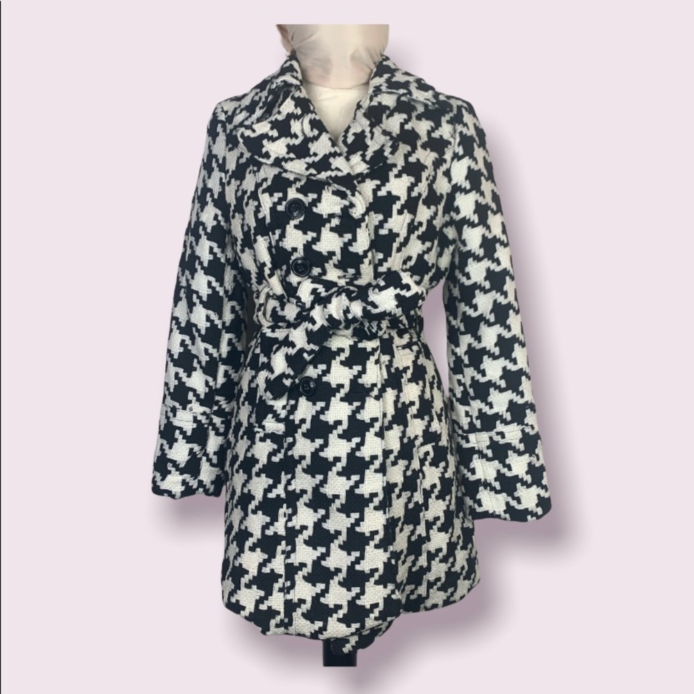 NWT Houndstooth winter trench coat